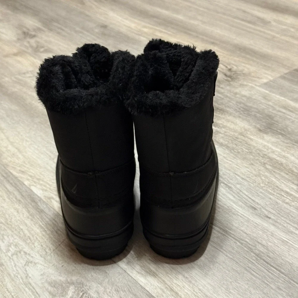 Girls Totes black winter Boots size 11M‎